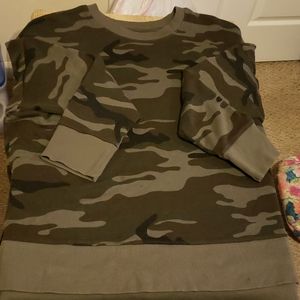 NWOT Time&Tru Camo Sweater
